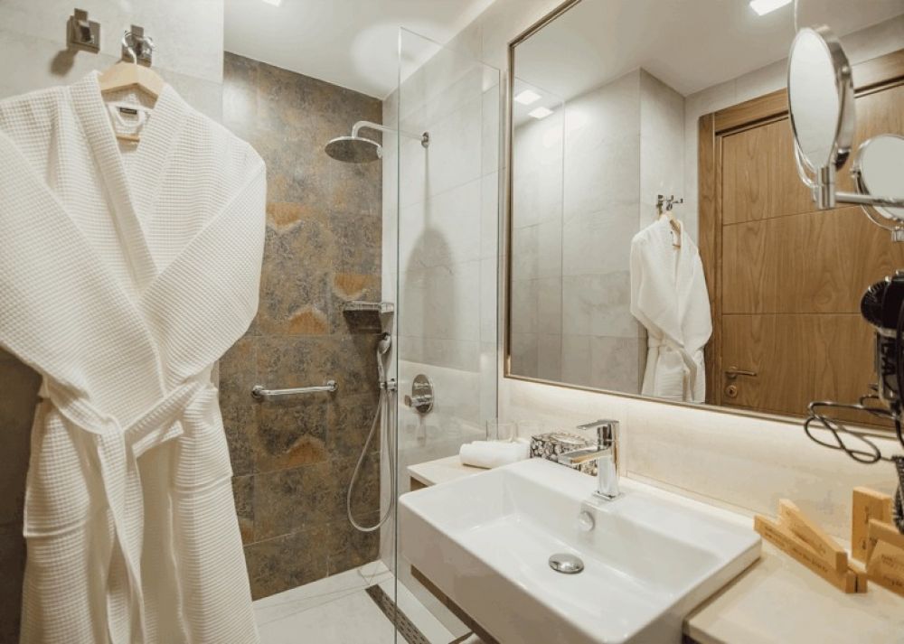 Junior Suite, La Quinta by Wyndham Batumi 4*