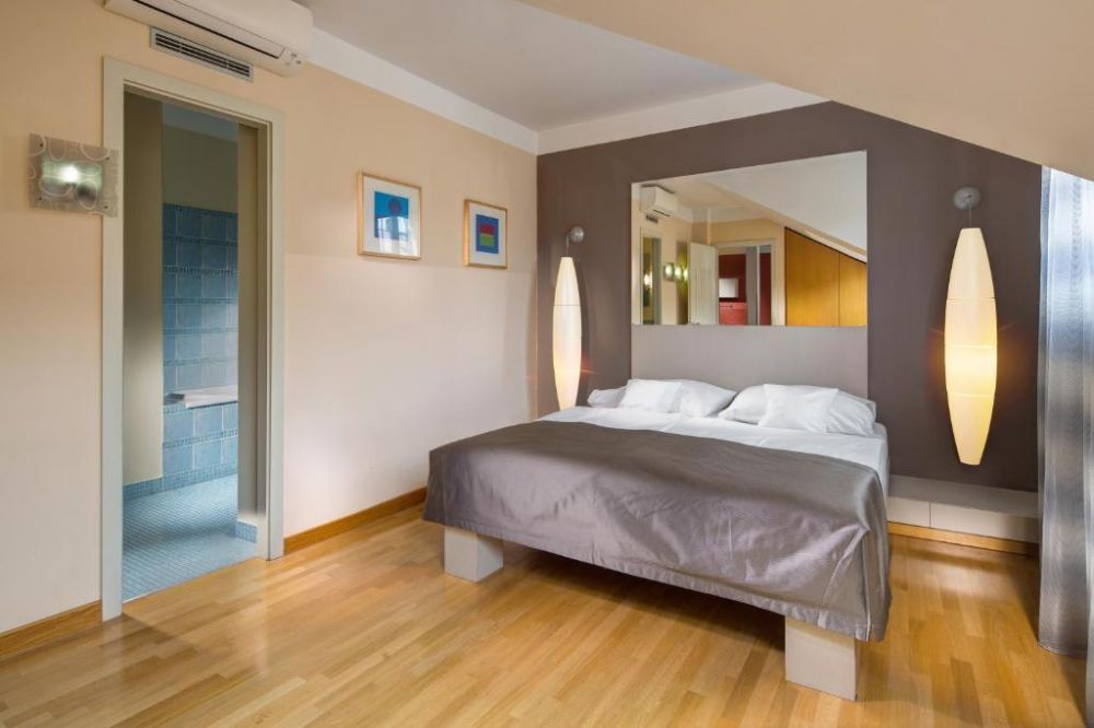One Bedroom Buisiness, Mamaison Residence Belgicka 4*