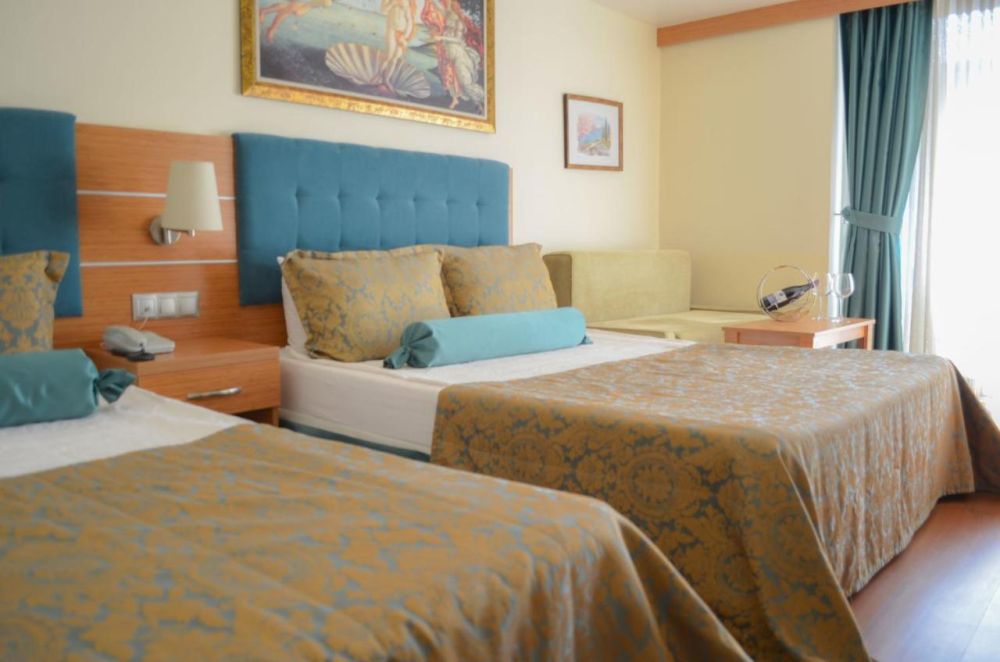 Standard Room, Ambrossia Hotel 4*