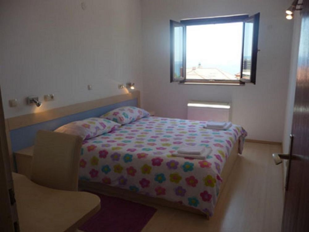 One Bedroom Apartment 2+2, Apartments Lavica 3*