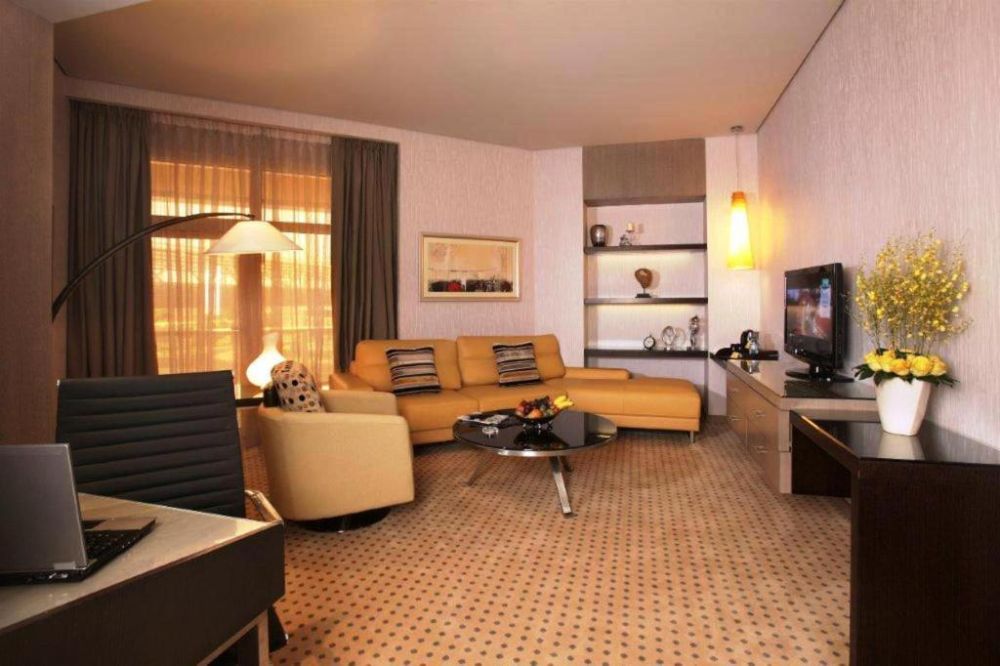 Executive Suite, Time Grand Plaza Hotel Dubai 4*
