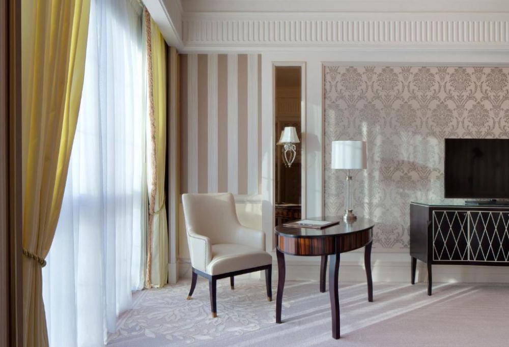 Grand Deluxe Room, Habtoor Palace Part of Hilton’s New LXR Collection 5*