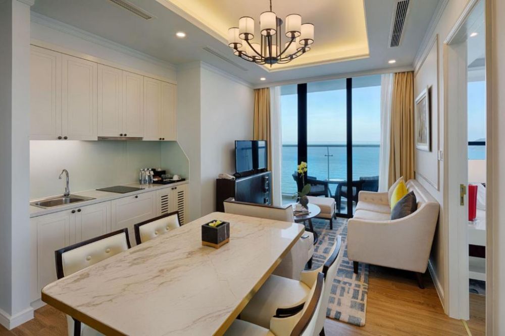 2-Bedroom Ocean View, Vinpearl Condotel Beachfront Nha Trang 5*