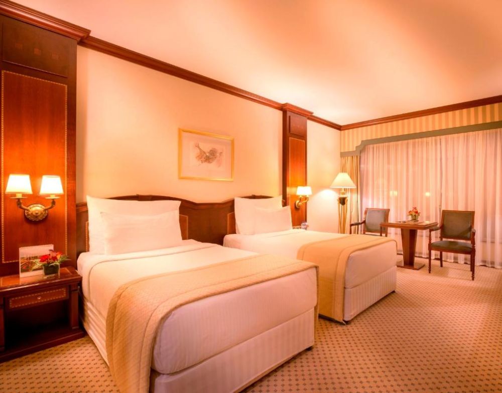 Deluxe Room, Corniche Hotel Abu Dhabi 5*