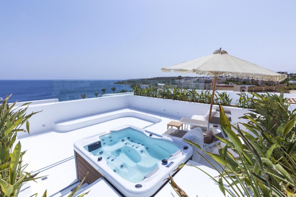 The Party Never Ends Pool Suite/ Jacuzzi Suite, Meraki Sharm Resort | Adults Only 5*