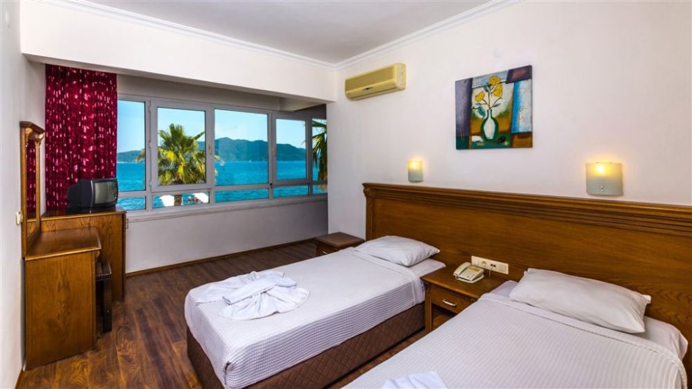 Standard Room, Honeymoon Beach Hotel 3*