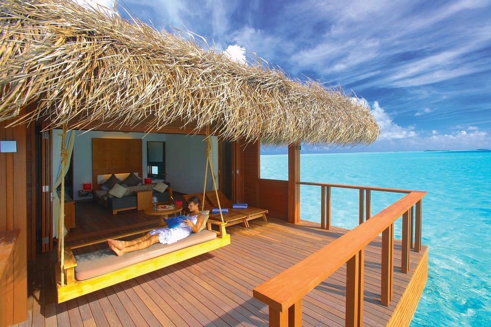 Water Villa, Medhufushi Island Resort 4*
