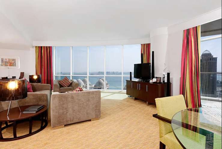 Suite, Hilton Doha 5*