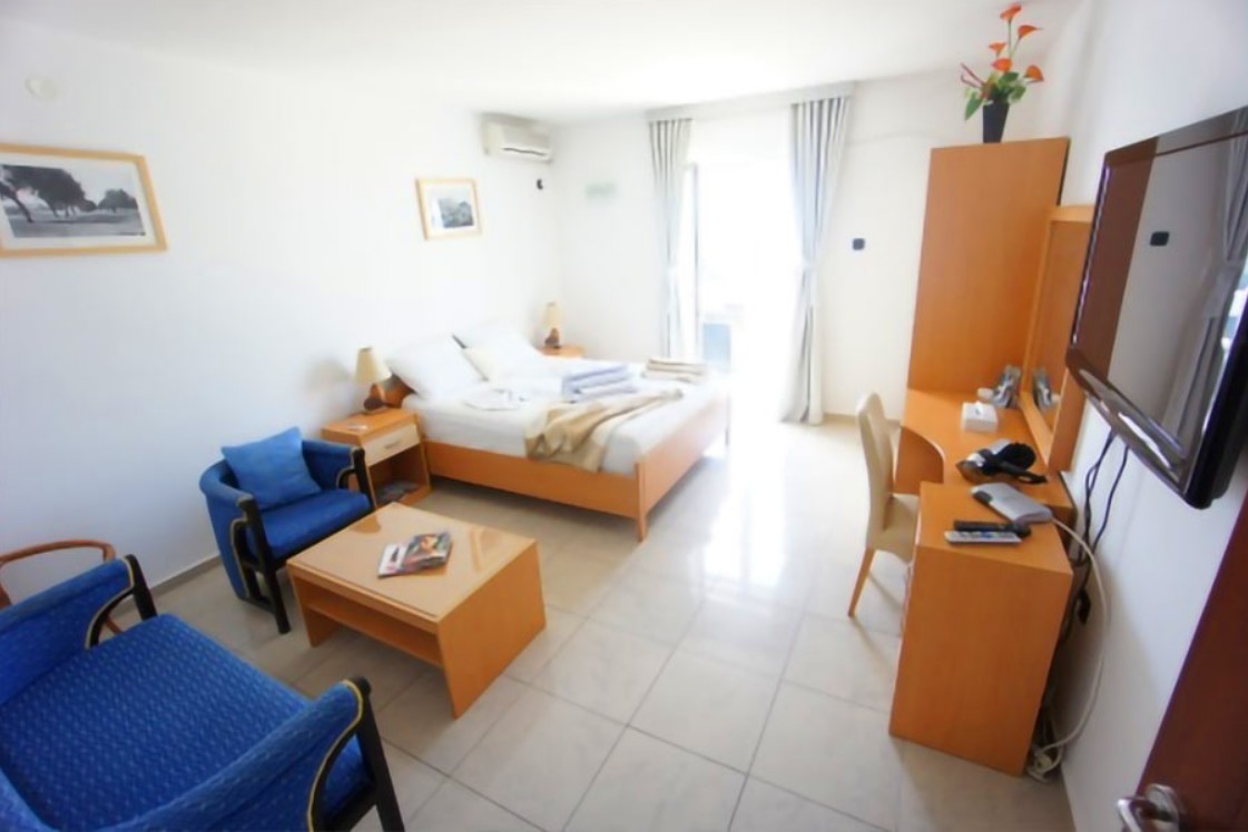 2 Bedroom Apartment Lux SV, Tramontana (ex. Villa Jovo Mitrovic) 3*