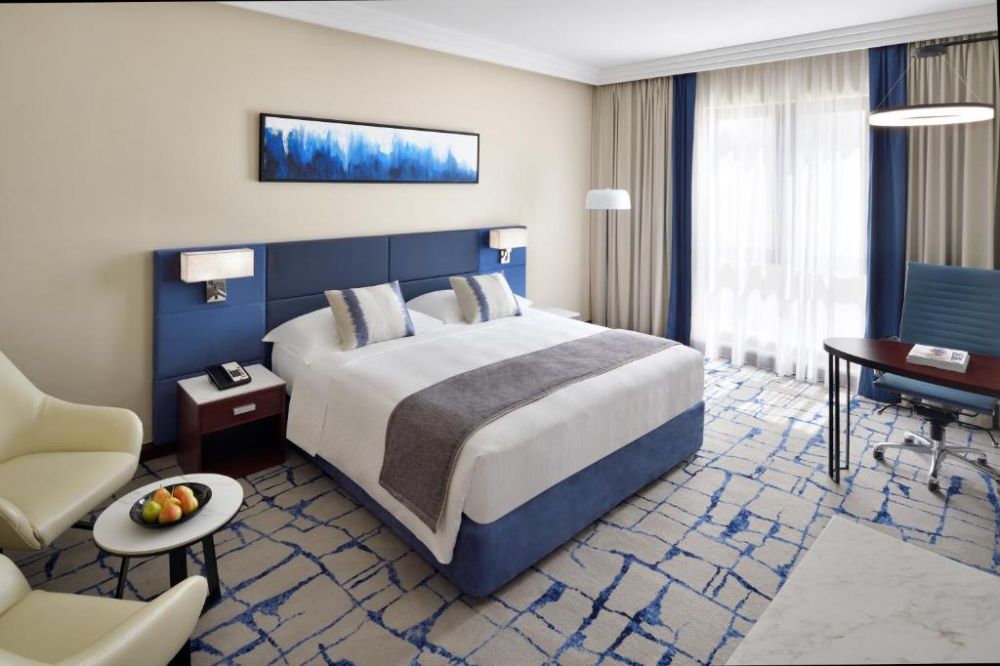 Superior Room, Movenpick Hotel Apartments Bur Dubai 5*