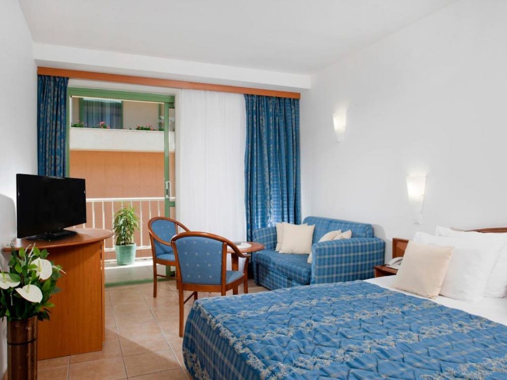 Superior Room/ Sea Side, Bluesun Hotel Marina 3*