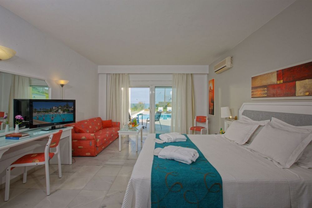 Suite 1 Bedroom Sea View/Private Pool, Rethymno Mare Royal & Water Park 5*