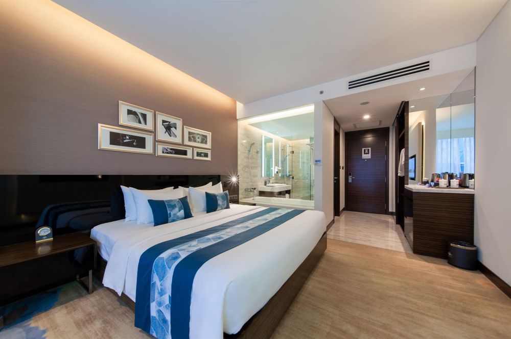 Deluxe City View, Queen Ann Nha Trang Hotel 5*