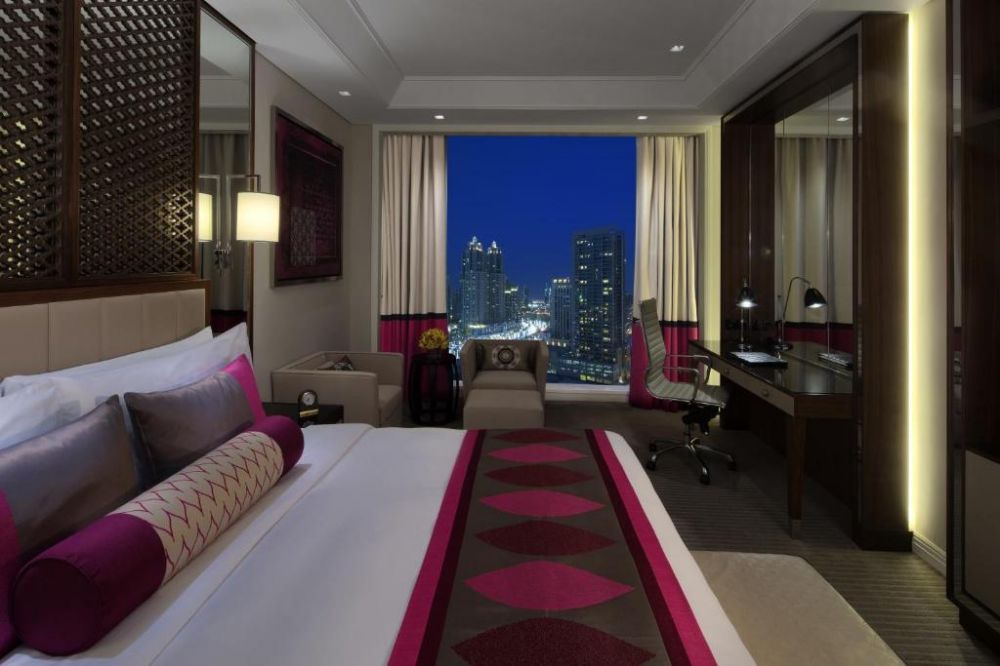 Luxury Room City View/ Burj View, Taj Dubai Hotel 5*