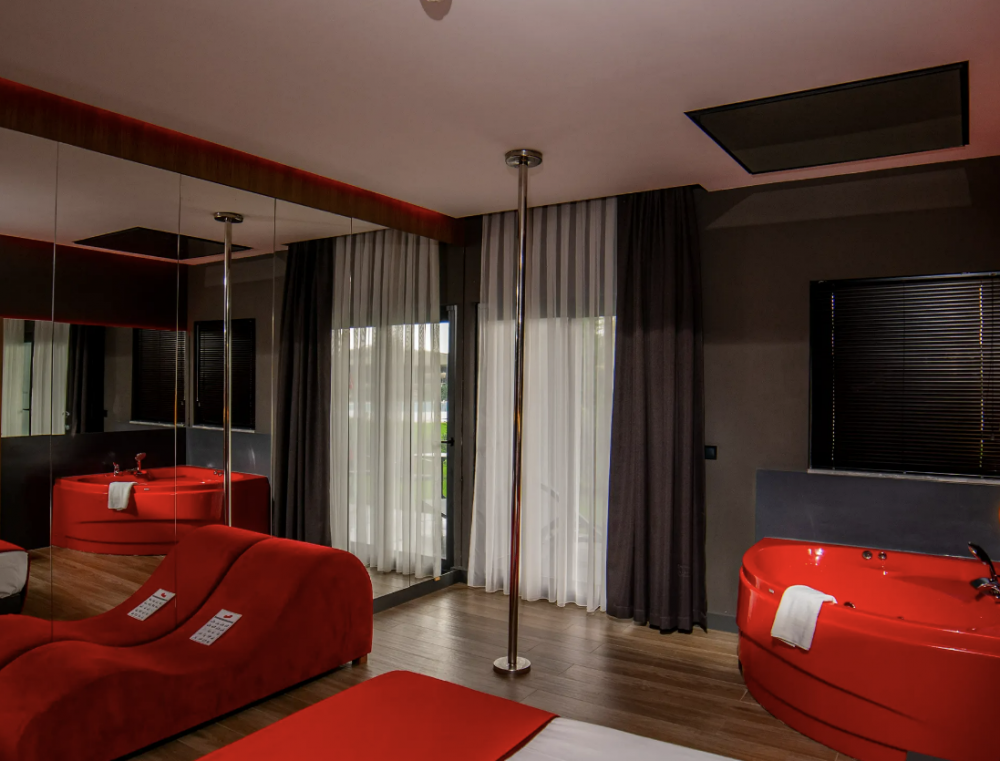 Red Room, Amon Hotels | Adults Only 4*