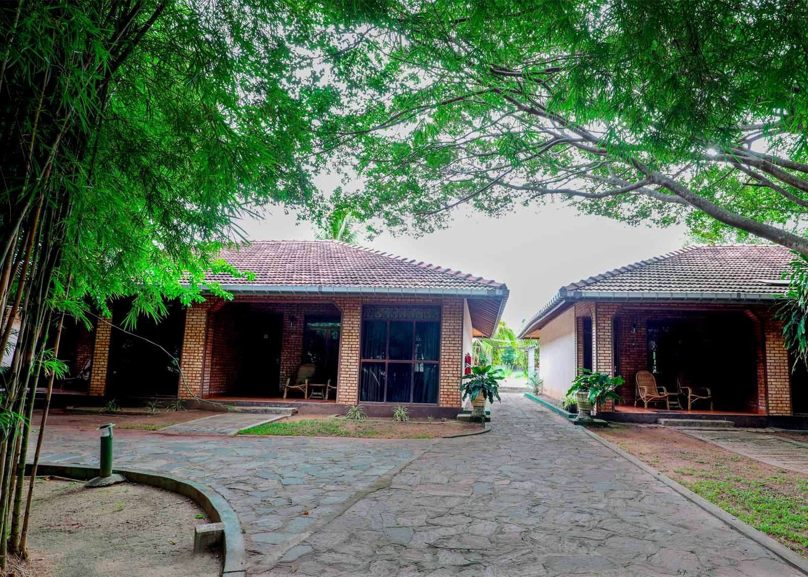 Standard Villa, Kumudu Valley Resort 1*
