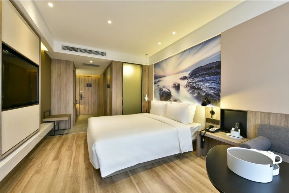 Superior Room, Atour Hotel (Beijing Chaoyang Park) 4*