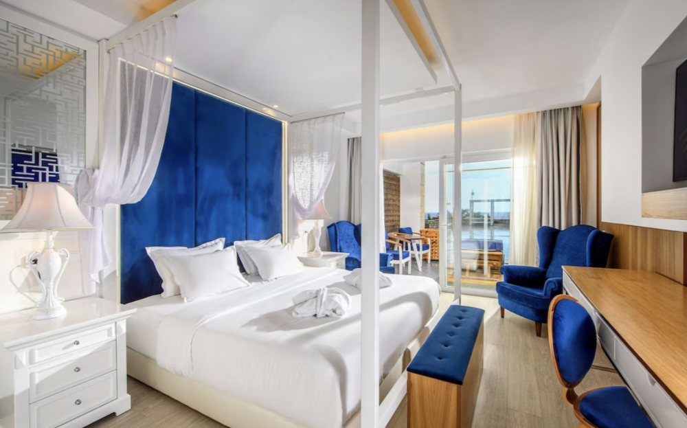 Superior Room, Radisson Blu Beach Resort 5*