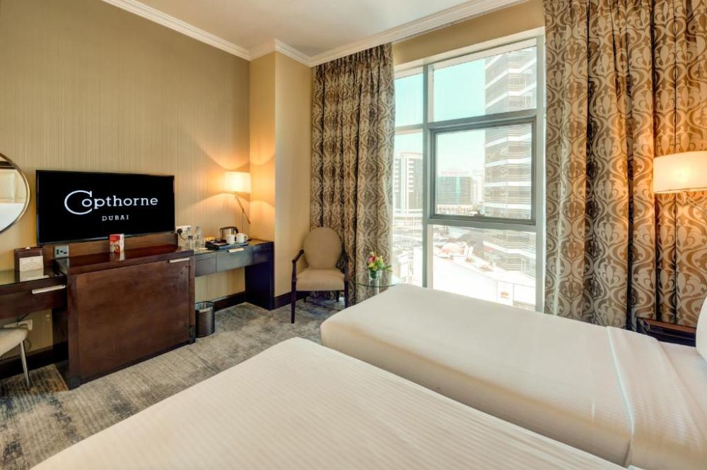 Executive Deluxe Suite City / Creek View, Copthorne Hotel Dubai 4*