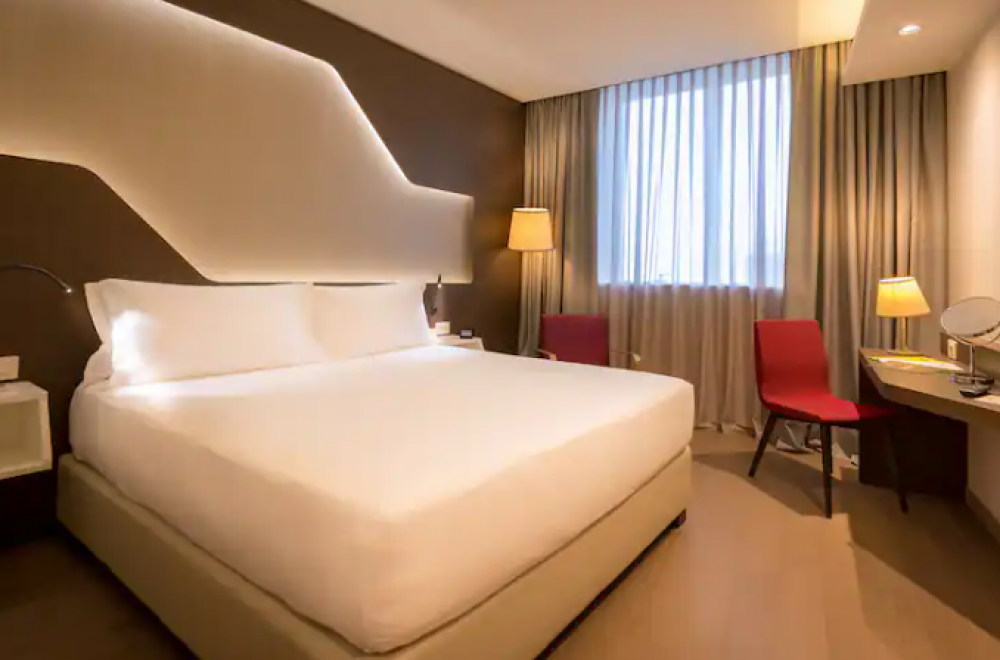 King Guest Room, Doubletree By Hilton Hotel 4*
