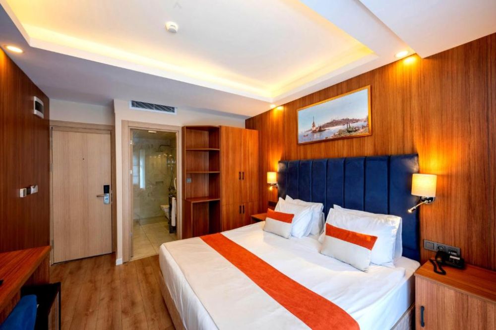 Standard Room, Harmony Hotel 3*