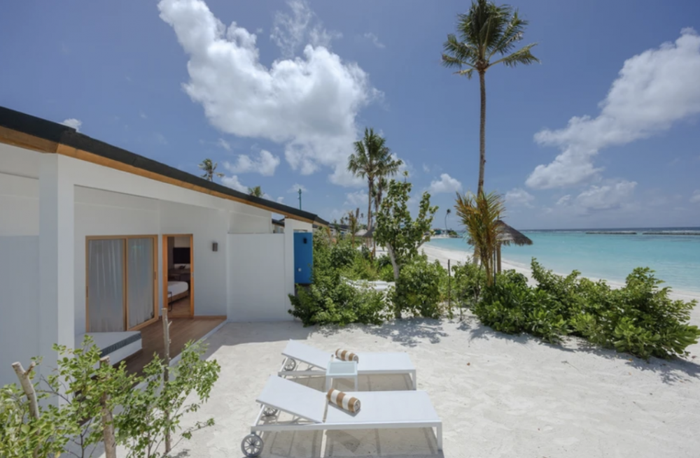 Family Beach Villa, Joy Island Maldives 5*