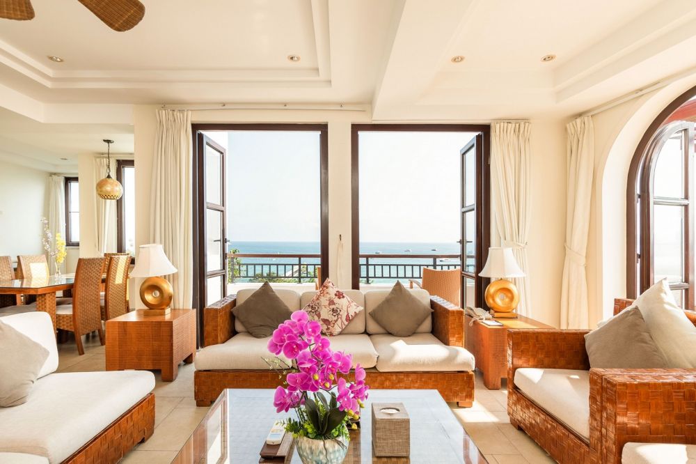 Supreme Two-Bedroom Suite with Ocean View and Kitchen, Aegean Suites Sanya Yalong Bay Resort 5*