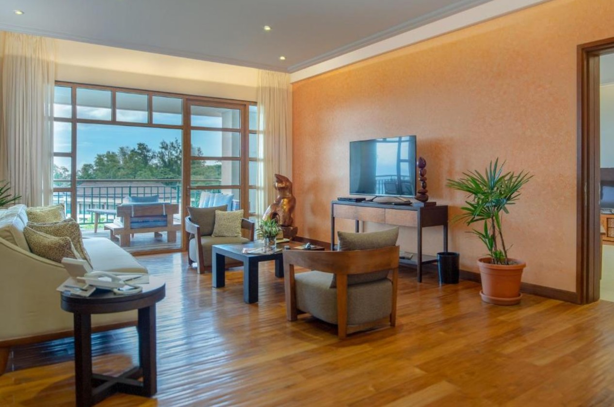 Penthouse Panoramic view and Outdoor Jacuzzi, Savoy Resorts & Spa 5*
