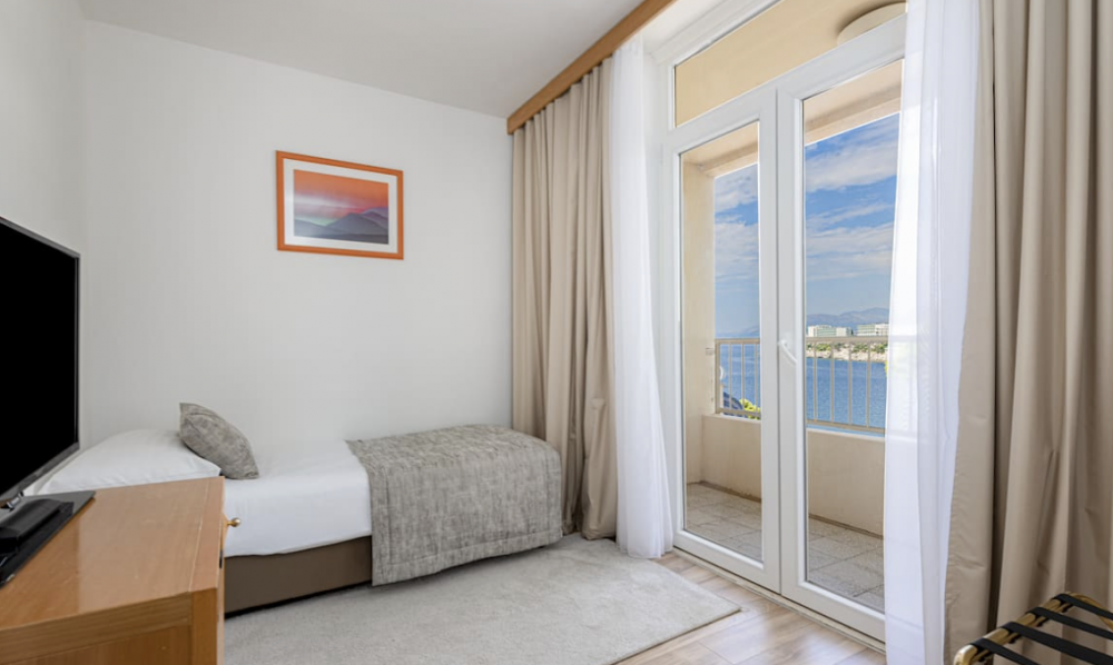 Triple Room with Balcony and Sea View, Hotel Splendid 3*