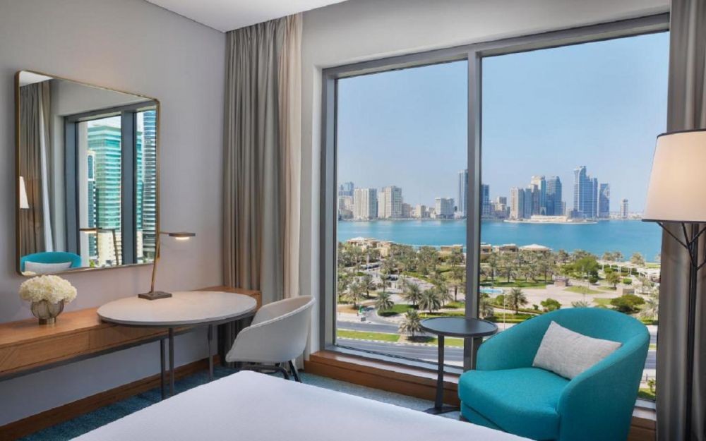 King Deluxe Room WV, Doubletree by Hilton Sharjah Waterfront Hotel 4*