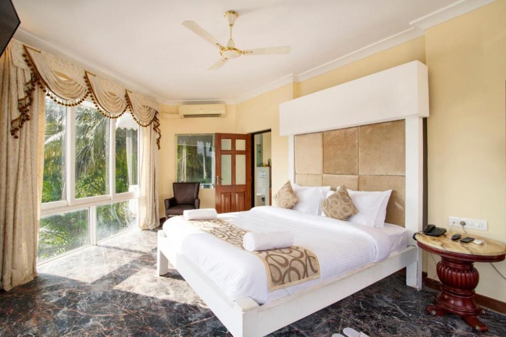 4 Bedroom Maharaja Villa, Stone Wood River Front (ex. The River Palace) 3*