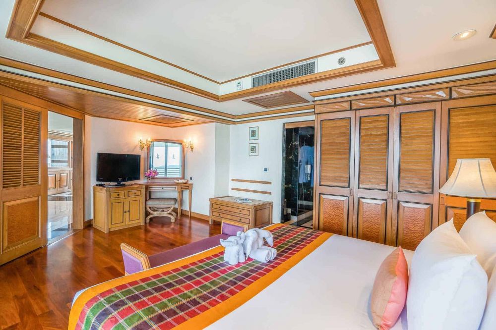 1 Bedroom Regency Suite, Royal Cliff Grand Hotel 5*