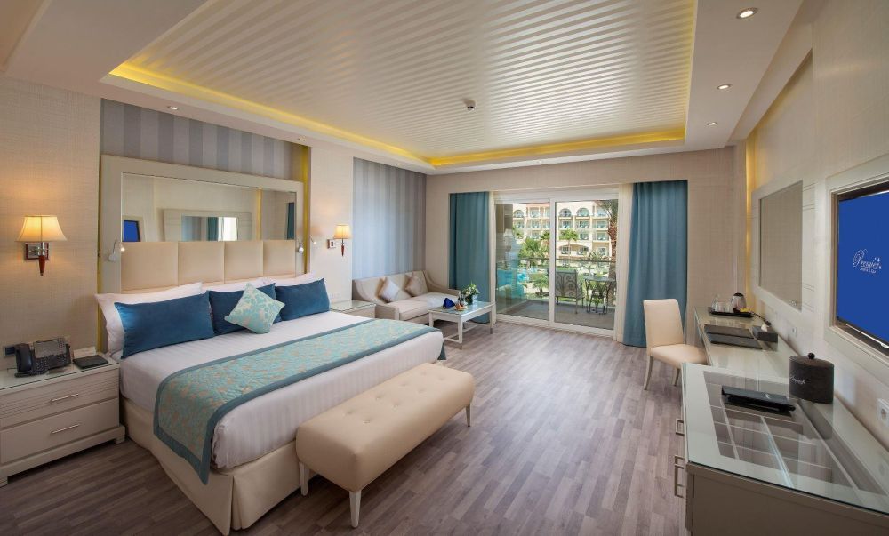 Premium Jacuzzi Suite Room, Premier Le Reve Hotel & Spa 5*