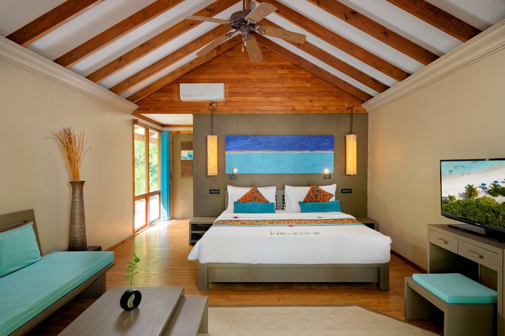 Sunset Beach Villa, Canareef Resort (ex. Herathera Island Resort) 4*