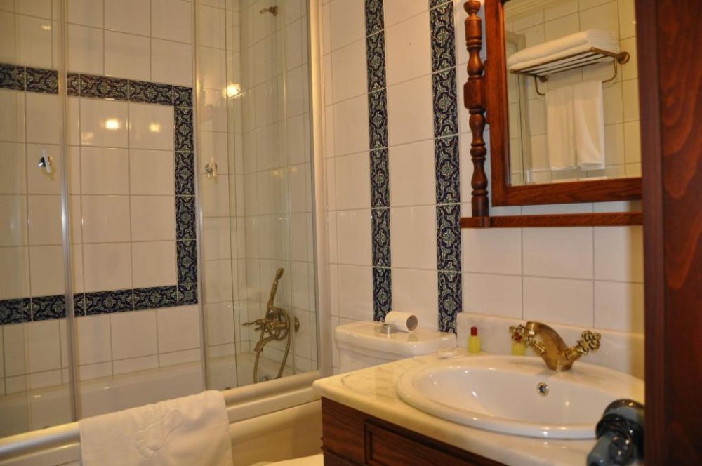 2 Conected Room, Aruna Hotel Istanbul 
