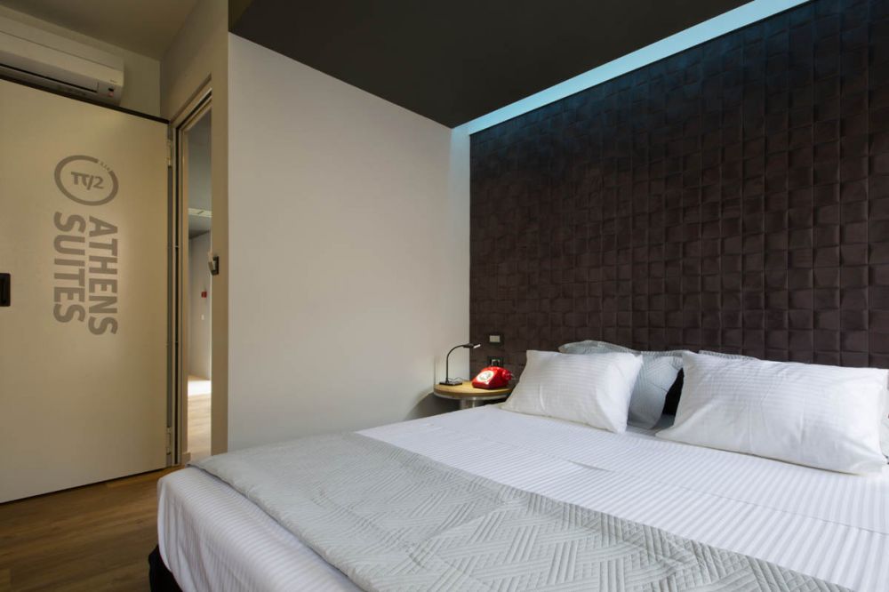 Deluxe Room, Pi Athens Suites 4*