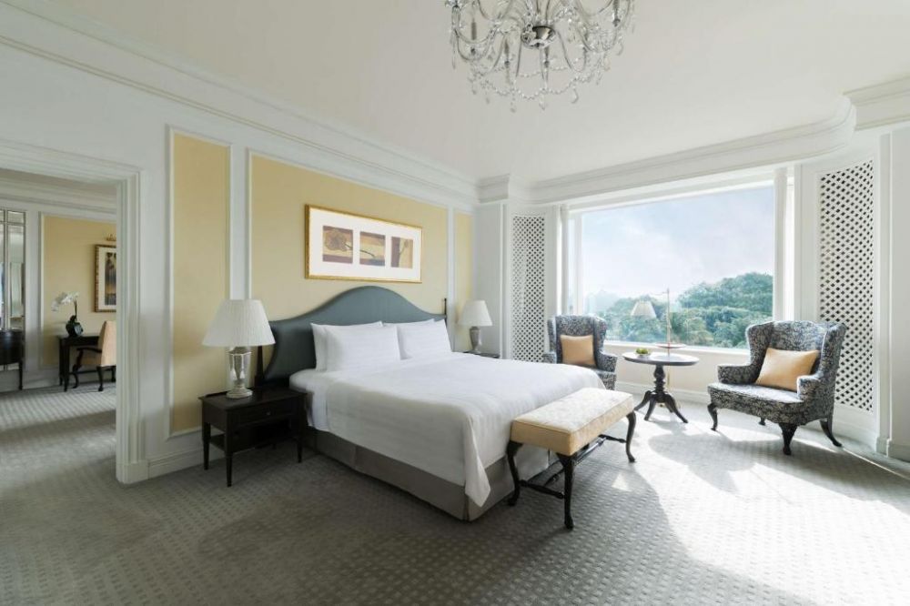 Deluxe Suite (The Valley Wing), Shangri-La Hotel Singapore 5*