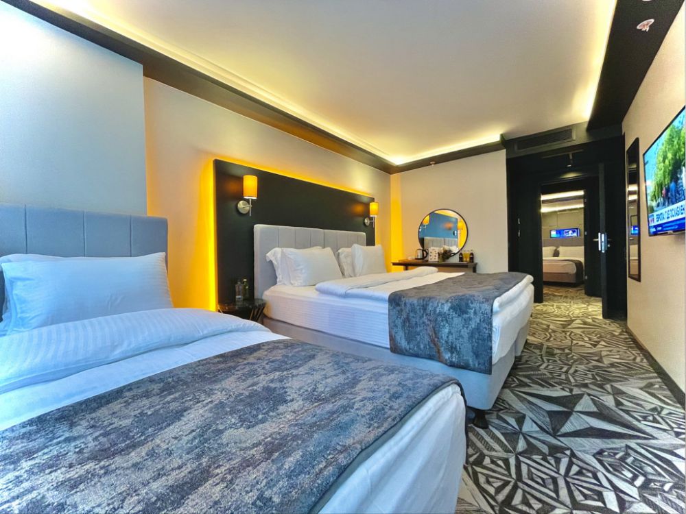 Family Room Connection, Weingart Hotel 4*