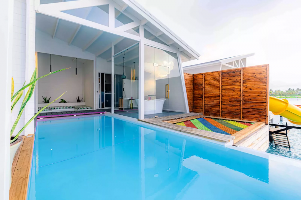 Odi Water Villa with Private Pool, Oaga Art Resort 5*